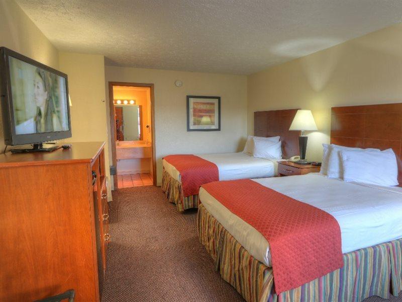 Days Inn By Wyndham Pigeon Forge South Экстерьер фото