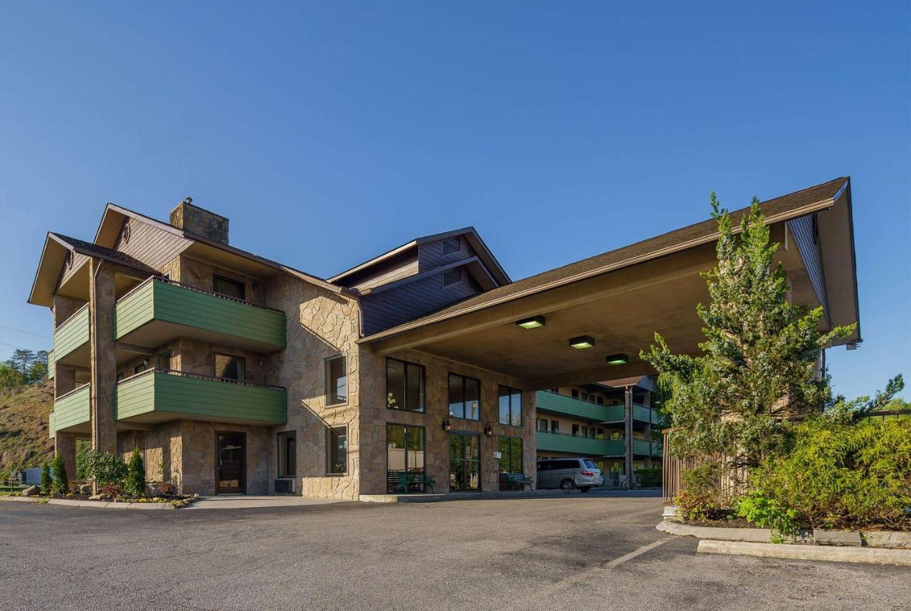 Days Inn By Wyndham Pigeon Forge South Экстерьер фото